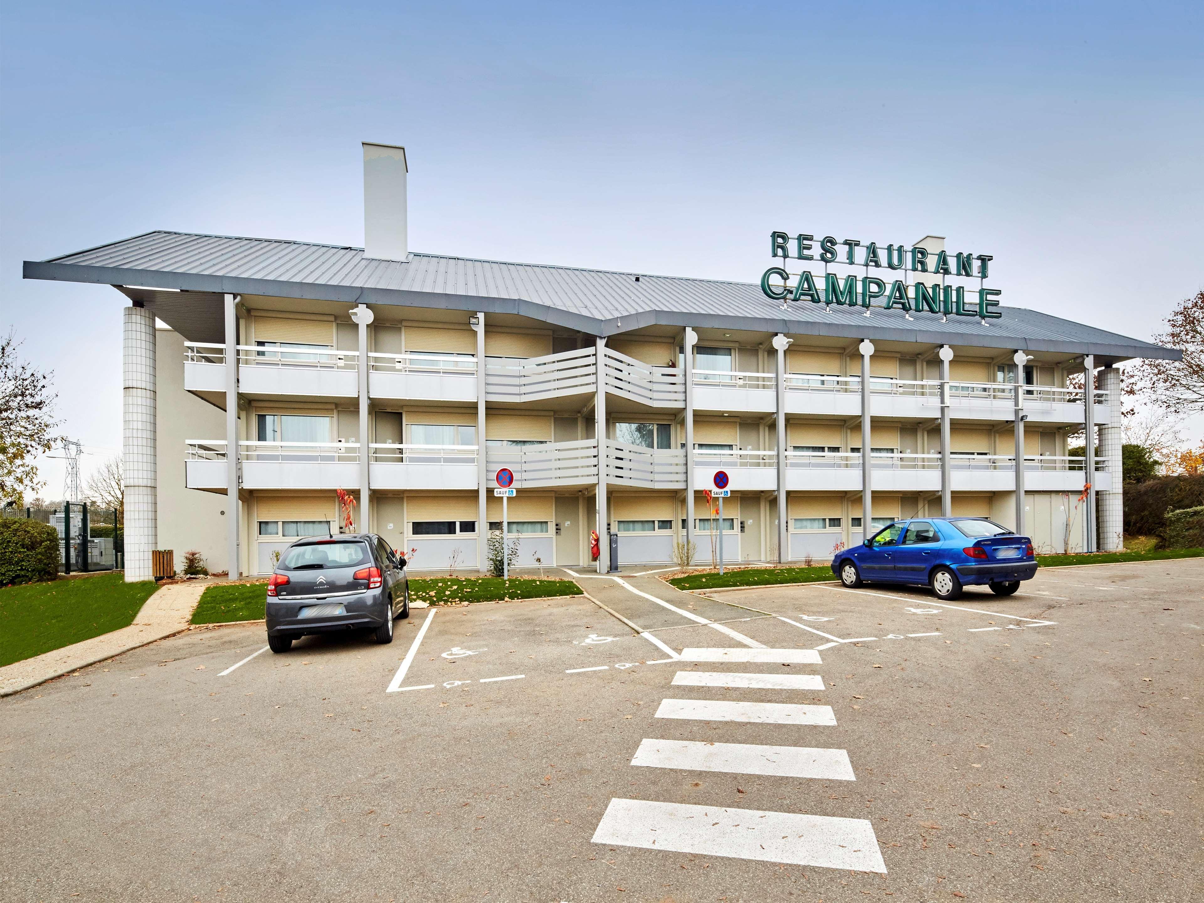 Campanile Dijon Nord - Toison D'Or Hotel Exterior foto