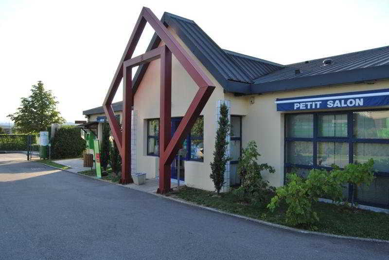 Campanile Dijon Nord - Toison D'Or Hotel Exterior foto